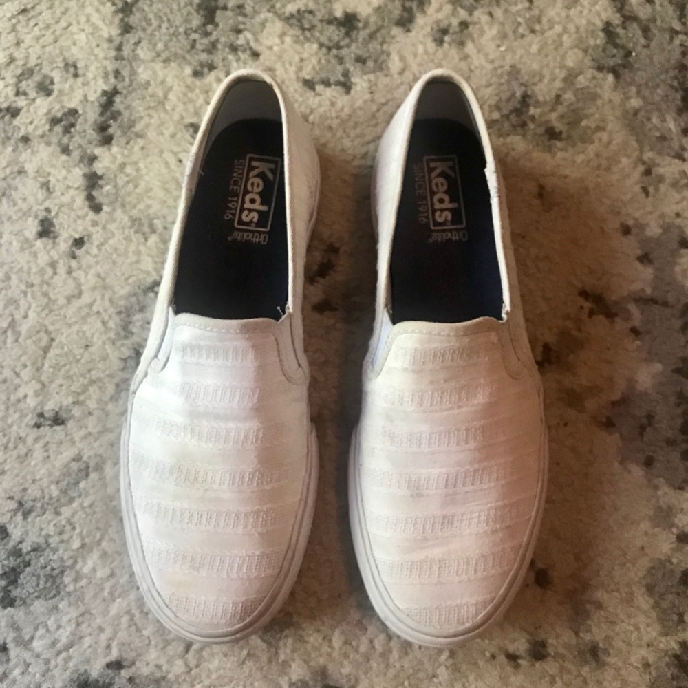 Women’s white slip on Keds 7.5 medium